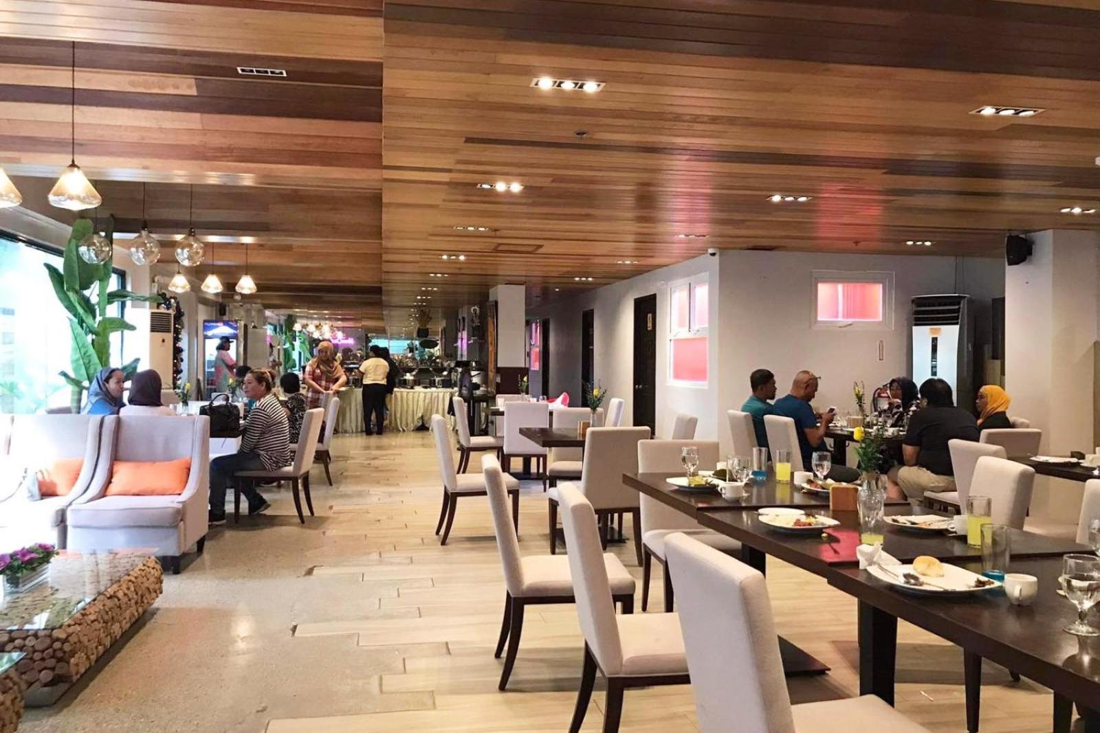 Cebu Uncle Tom'S Cabin Hotel Powered By Cocotel Exterior foto