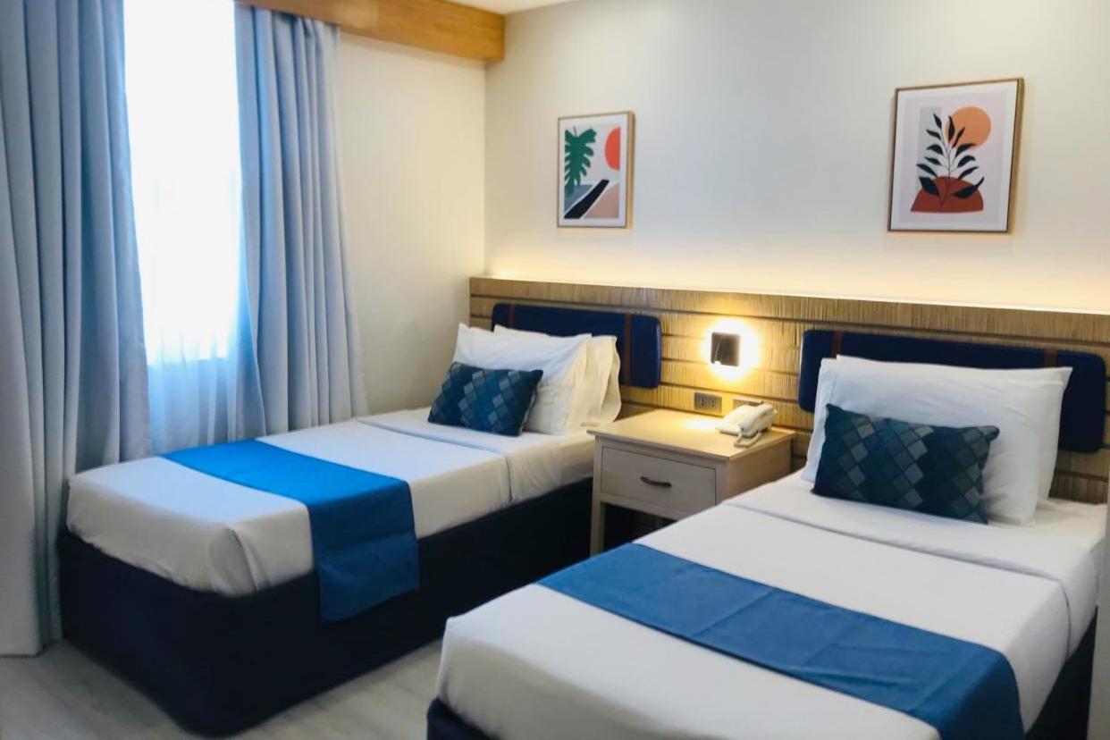 Cebu Uncle Tom'S Cabin Hotel Powered By Cocotel Exterior foto