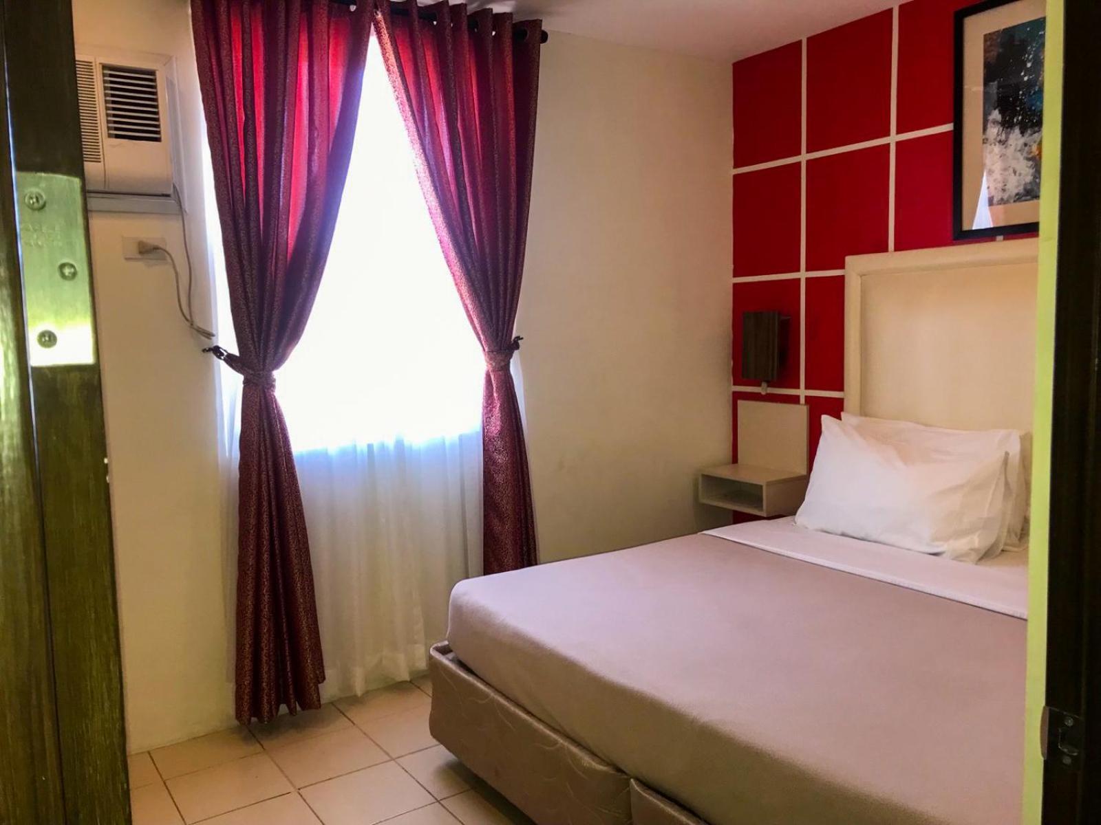 Cebu Uncle Tom'S Cabin Hotel Powered By Cocotel Exterior foto