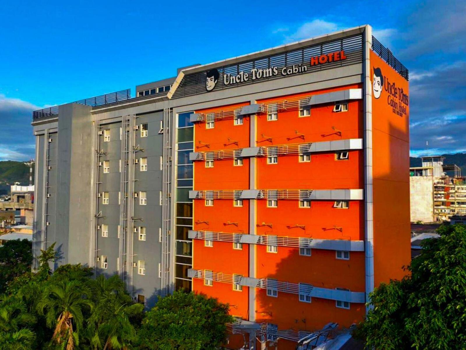 Cebu Uncle Tom'S Cabin Hotel Powered By Cocotel Exterior foto